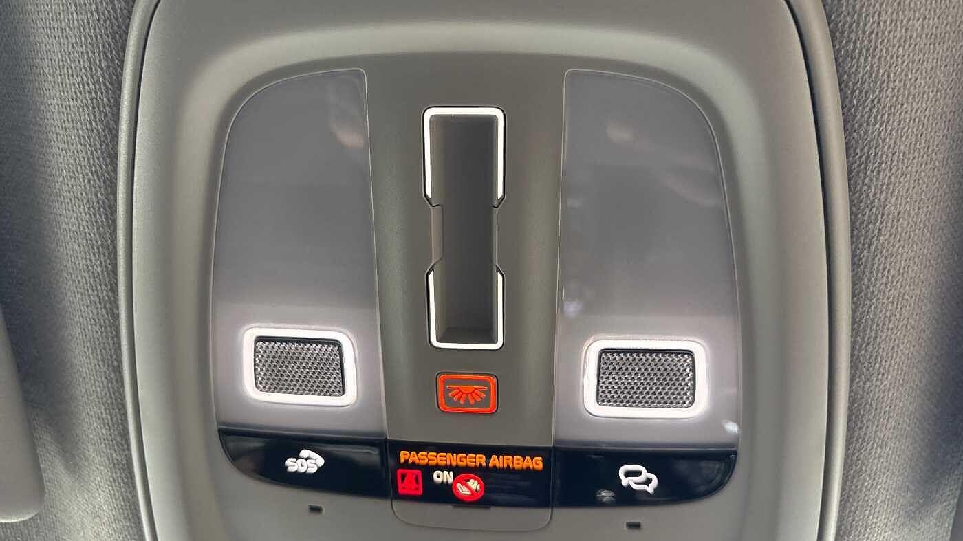 Used Volvo XC40 2025 for sale - 77343771: Photo 33