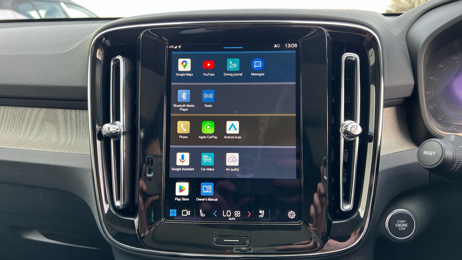 Used Volvo XC40 for sale - 77671598: Photo 12