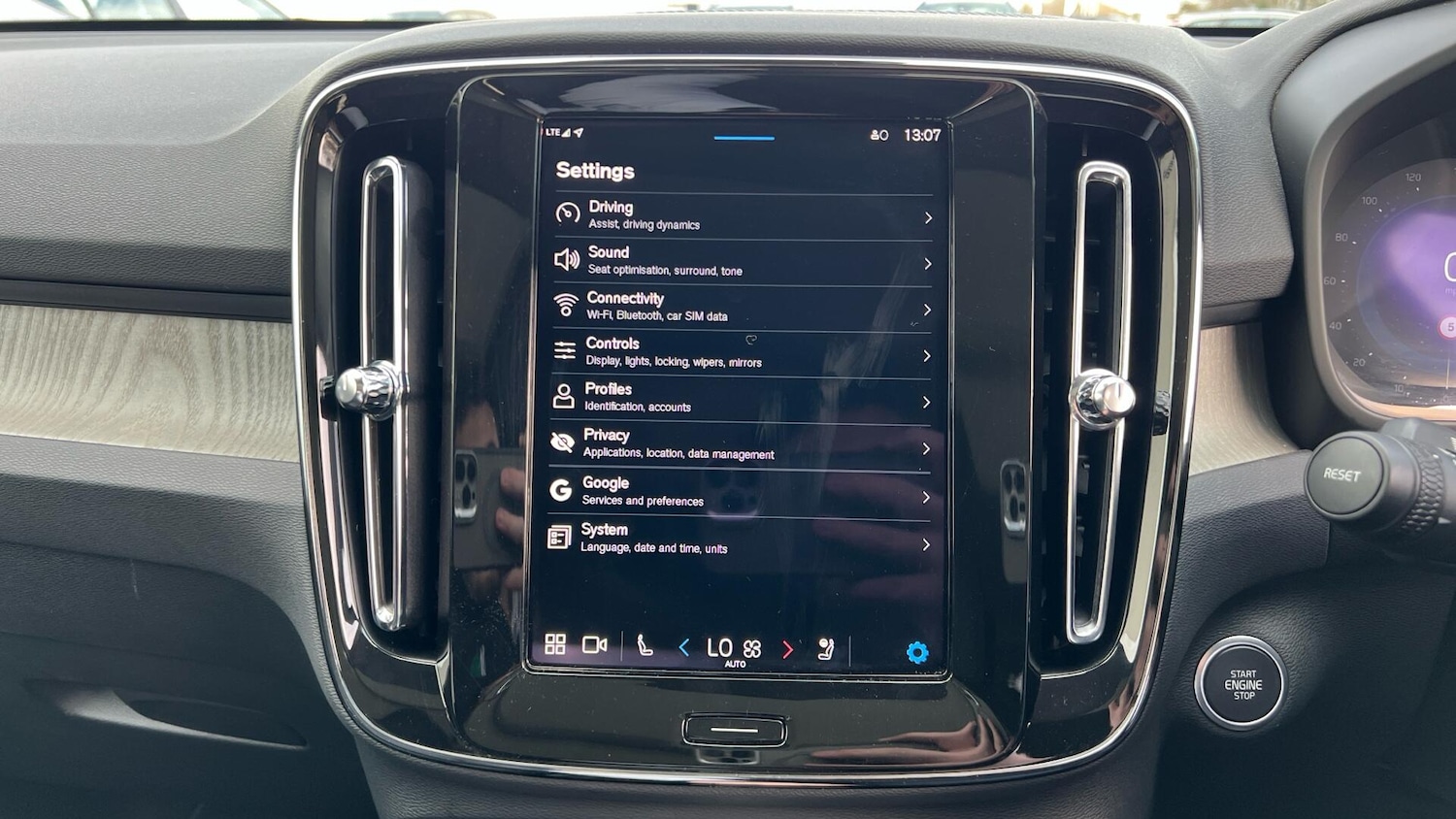 Used Volvo XC40 for sale - 77671598: Photo 16