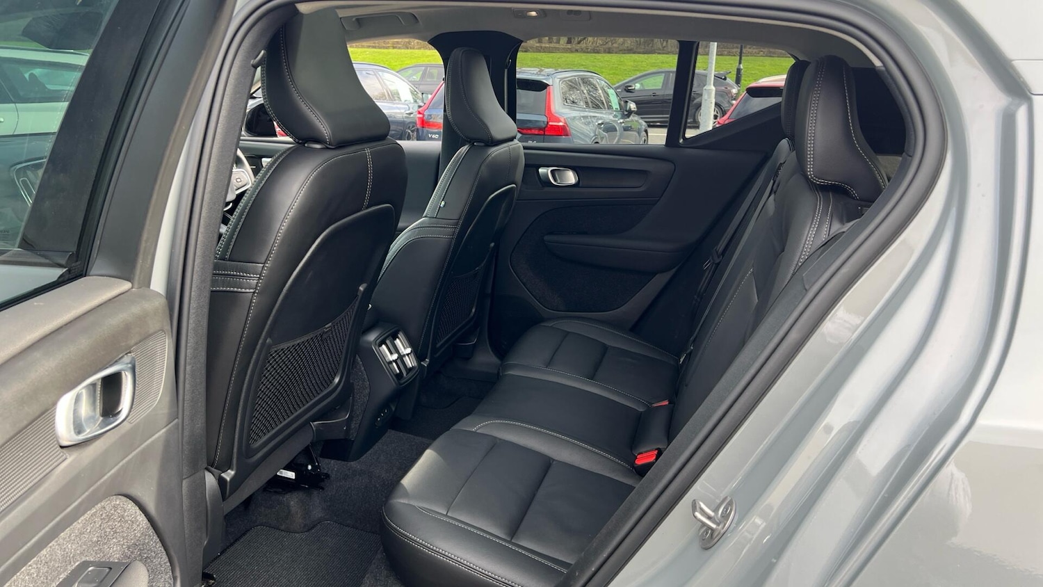 Used Volvo XC40 for sale - 77671598: Photo 31