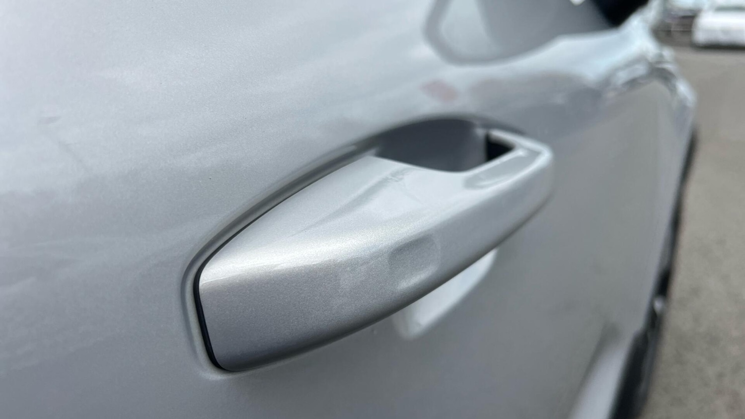 Used Volvo XC40 2023 for sale - 78086668: Photo 37