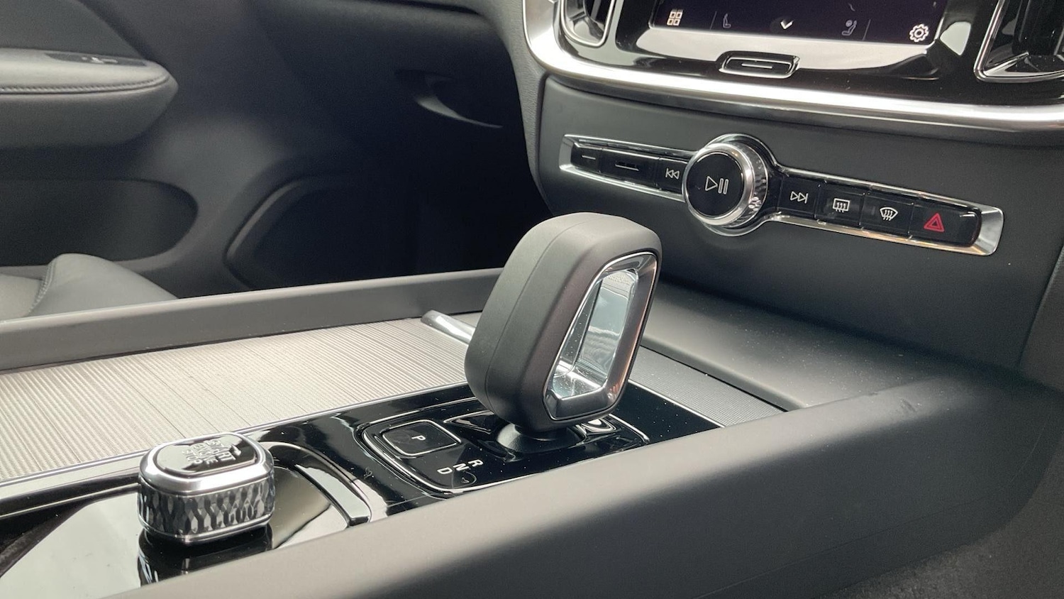 Used Volvo V60 2025 for sale - 76251206: Photo 10