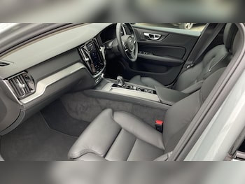 Used Volvo V60 2025 for sale - 76251206: Photo