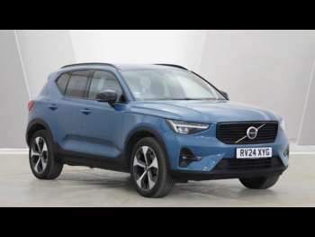 2024 (24) - Plus, B4 Mild hybrid, Petrol, Dark 5-Door