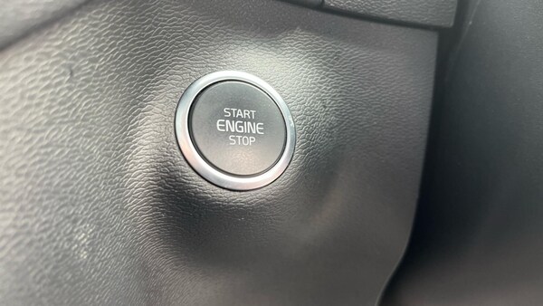 Used Volvo XC40 2024 for sale - 76189304: Photo 28