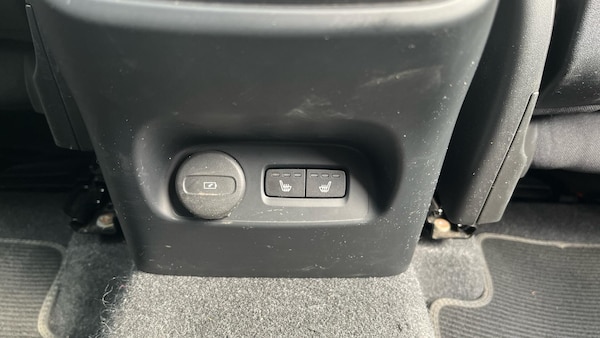 Used Volvo XC40 2024 for sale - 76189304: Photo 38
