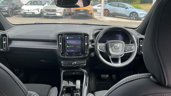Used Volvo XC40 2024 for sale - 76189304: Photo 6