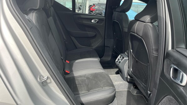 Used Volvo XC40 2024 for sale - 76189304: Photo 7