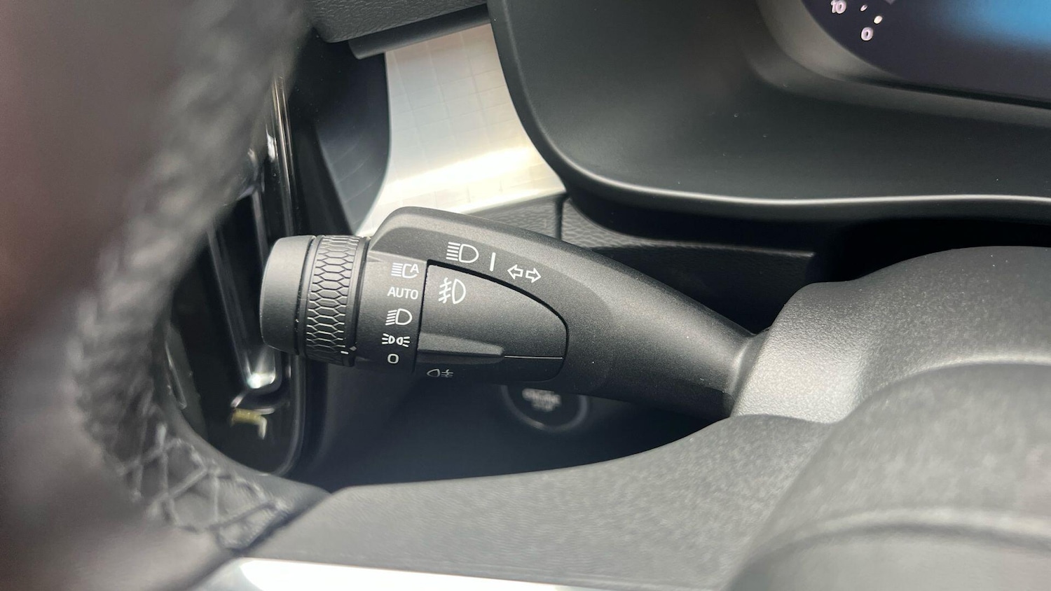 Used Volvo XC40 2025 for sale - 78007513: Photo 12