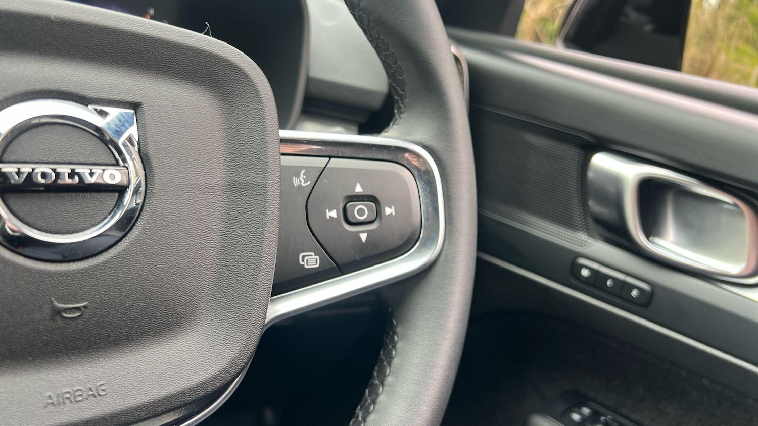 Used Volvo XC40 2025 for sale - 78007513: Photo 14