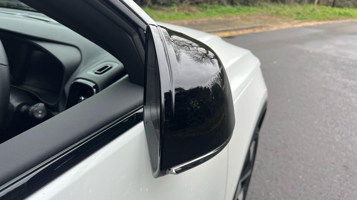 Used Volvo XC40 2025 for sale - 78007513: Photo 30