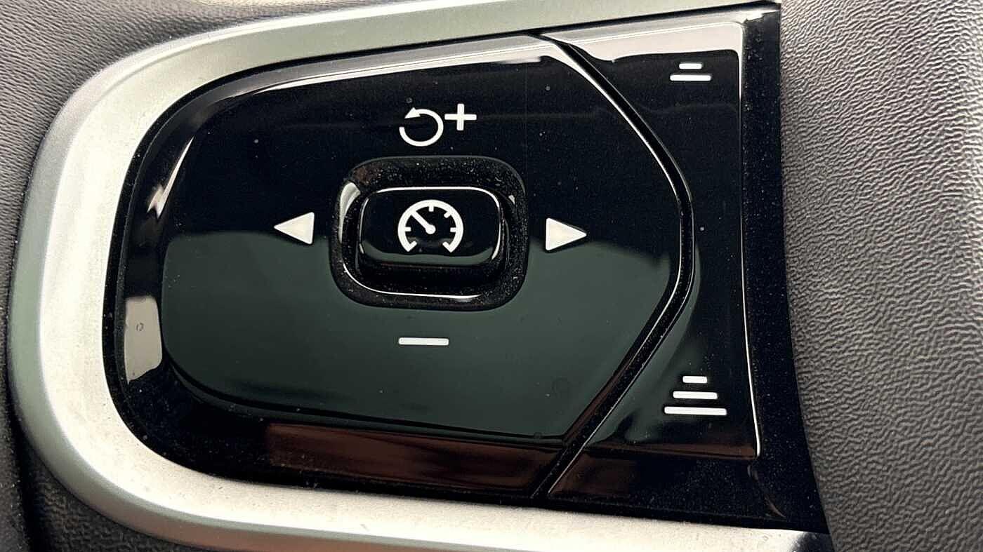 Used Volvo XC60 for sale - 77190875: Photo 31