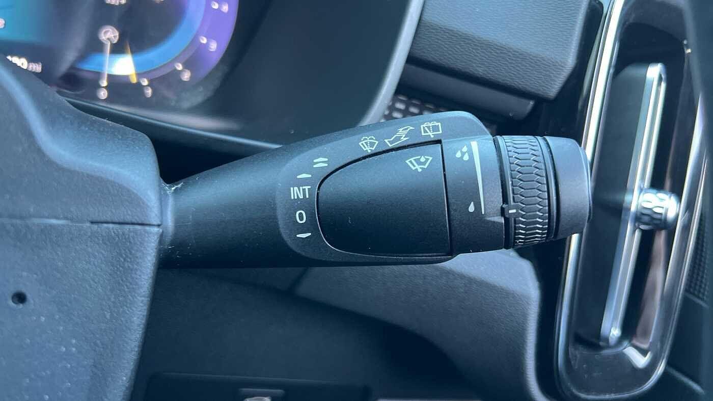 Used Volvo XC40 for sale - 77752942: Photo 24