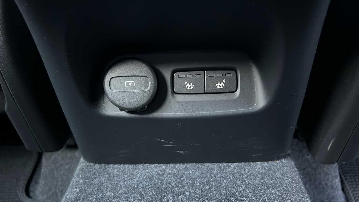 Used Volvo XC40 for sale - 77752942: Photo 35