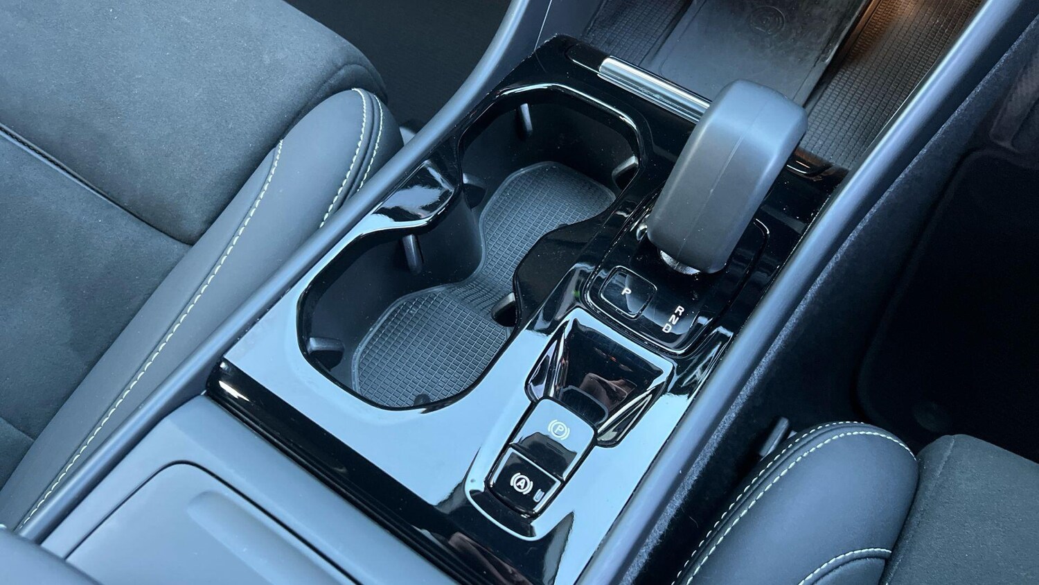 Used Volvo XC40 for sale - 77752942: Photo 49