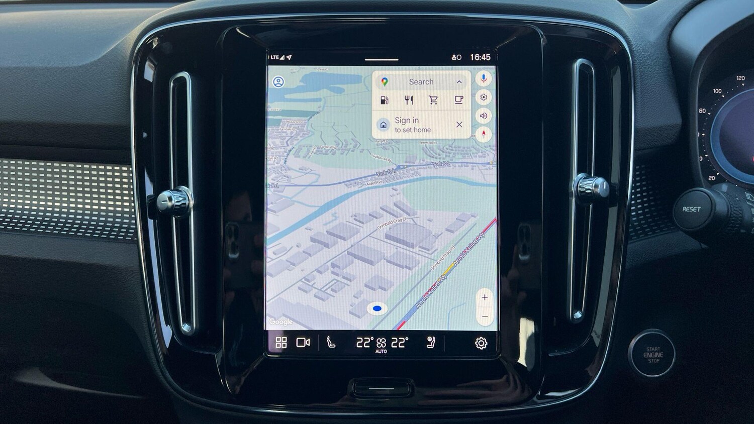 Used Volvo XC40 for sale - 77752942: Photo 67