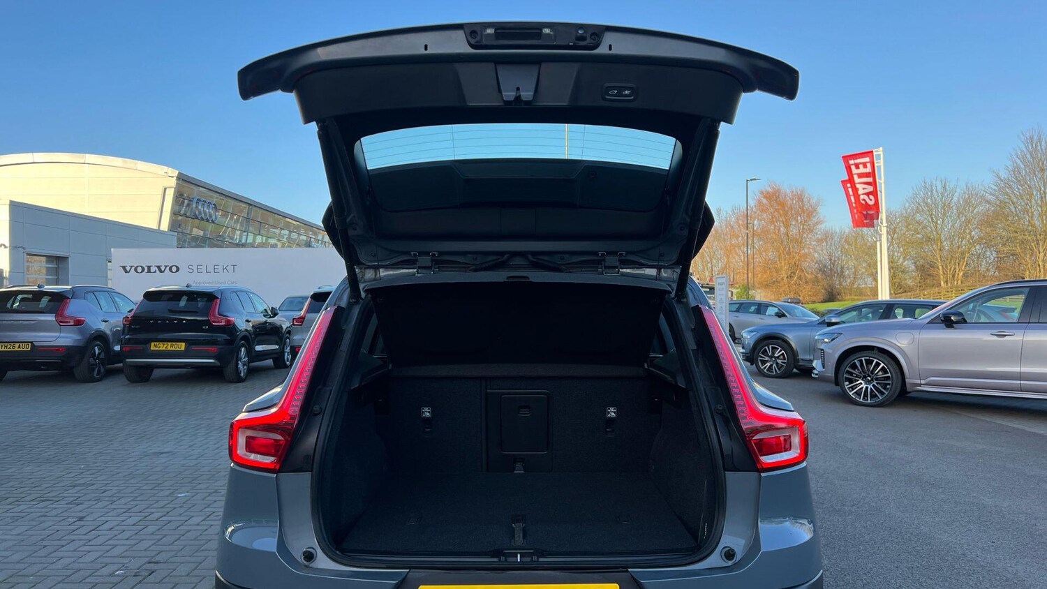 Used Volvo XC40 for sale - 77752942: Photo 71