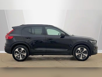 Used Volvo XC40 2023 for sale - 79325141: Photo