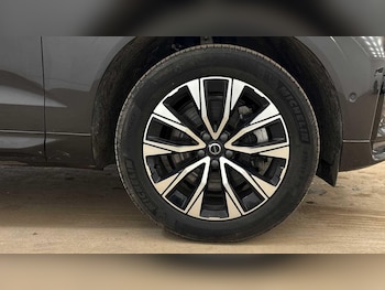 Used Volvo XC60 2025 for sale - 78609356: Photo