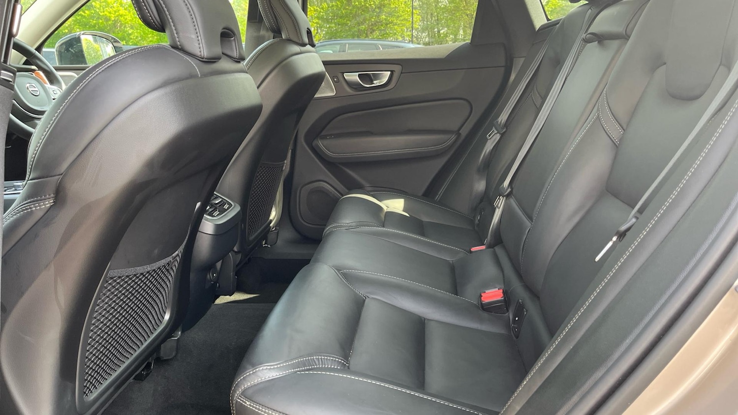 Used Volvo XC60 2024 for sale - 76484462: Photo 11