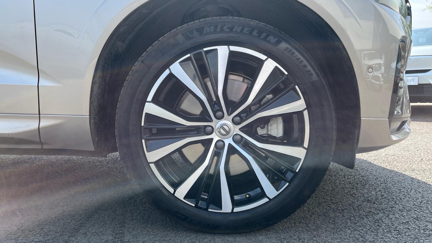 Used Volvo XC60 2024 for sale - 76484462: Photo 17