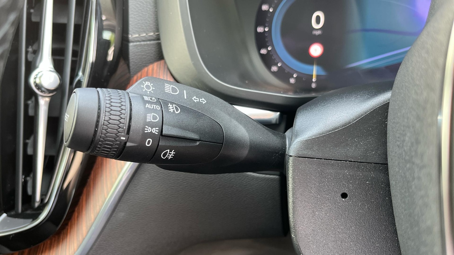 Used Volvo XC60 2024 for sale - 76484462: Photo 24