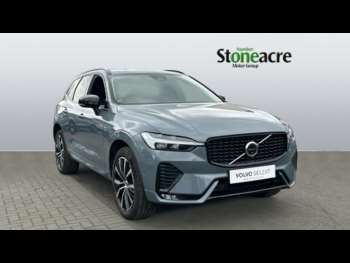 2024 (24) - Plus, B4 AWD Mild hybrid, Diesel, Dark 5-Door