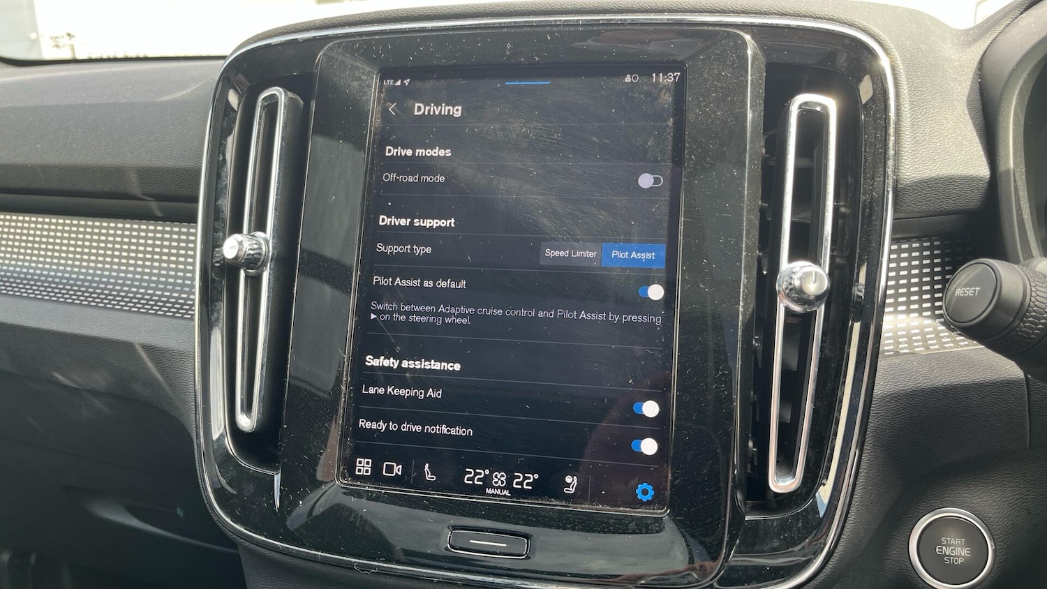 Used Volvo XC40 2024 for sale - 76513406: Photo 18