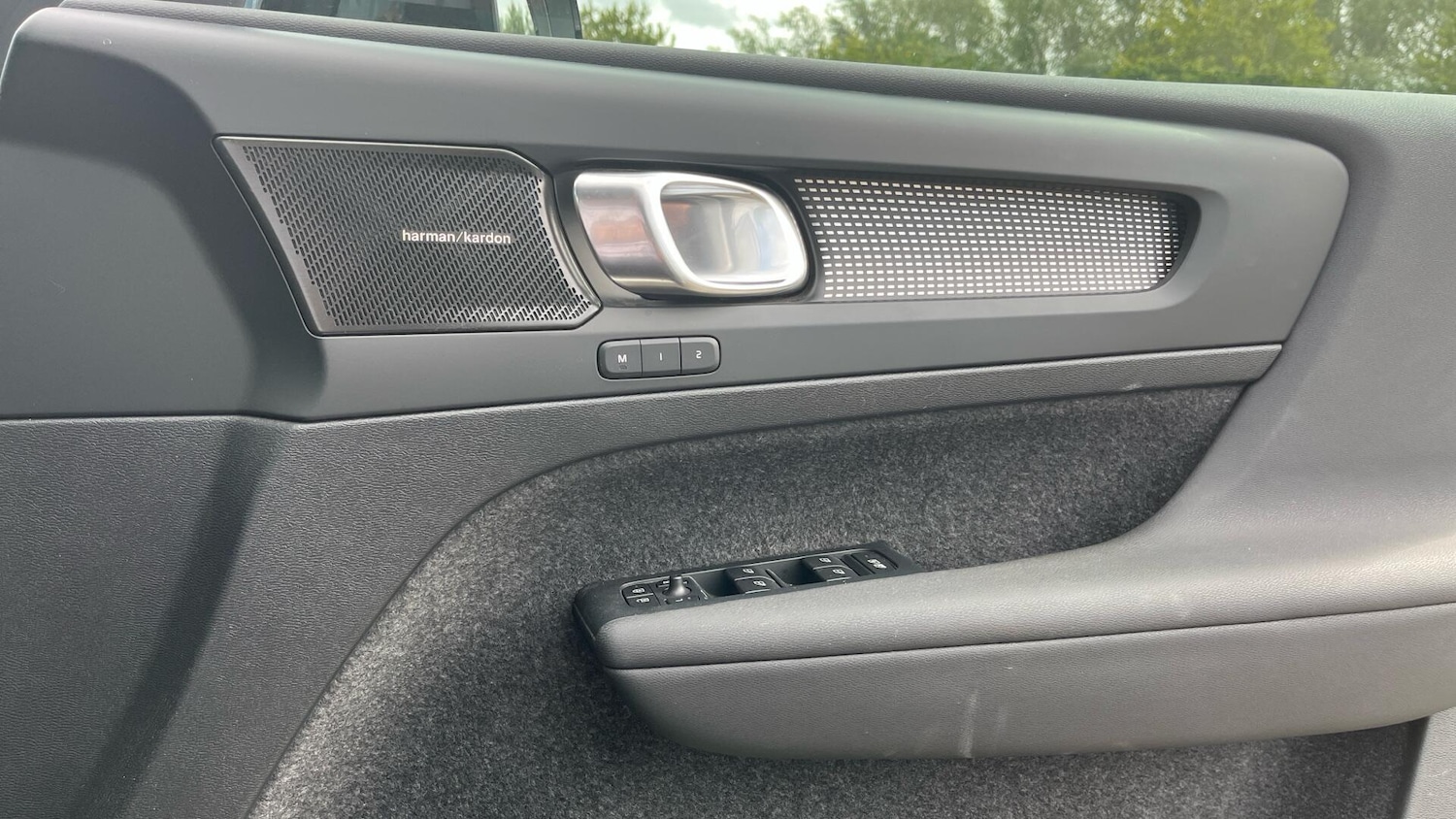 Used Volvo XC40 2024 for sale - 76513406: Photo 30