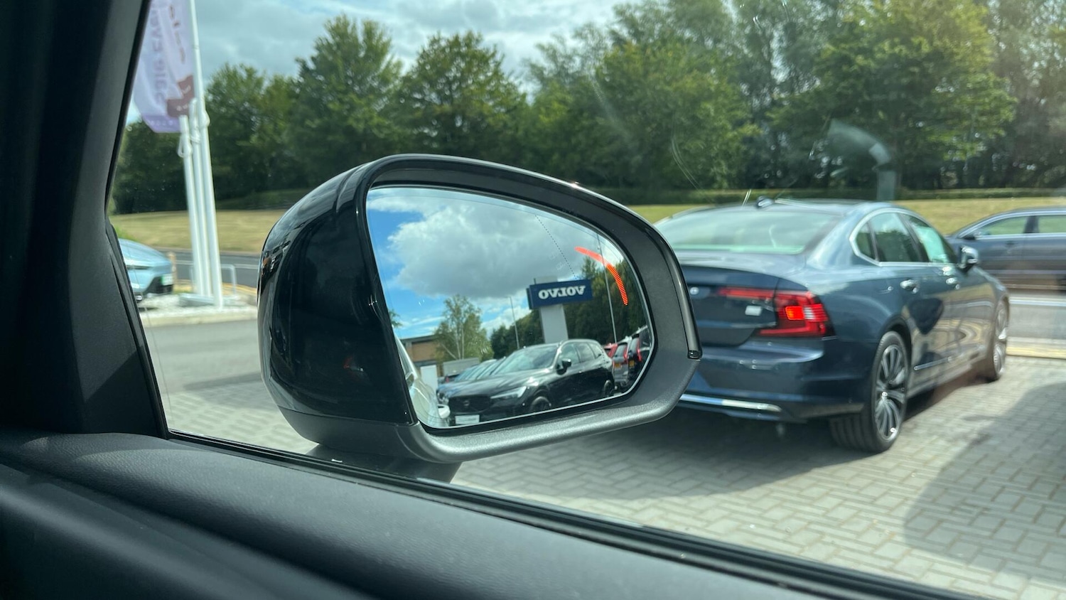 Used Volvo XC40 2024 for sale - 76513406: Photo 33