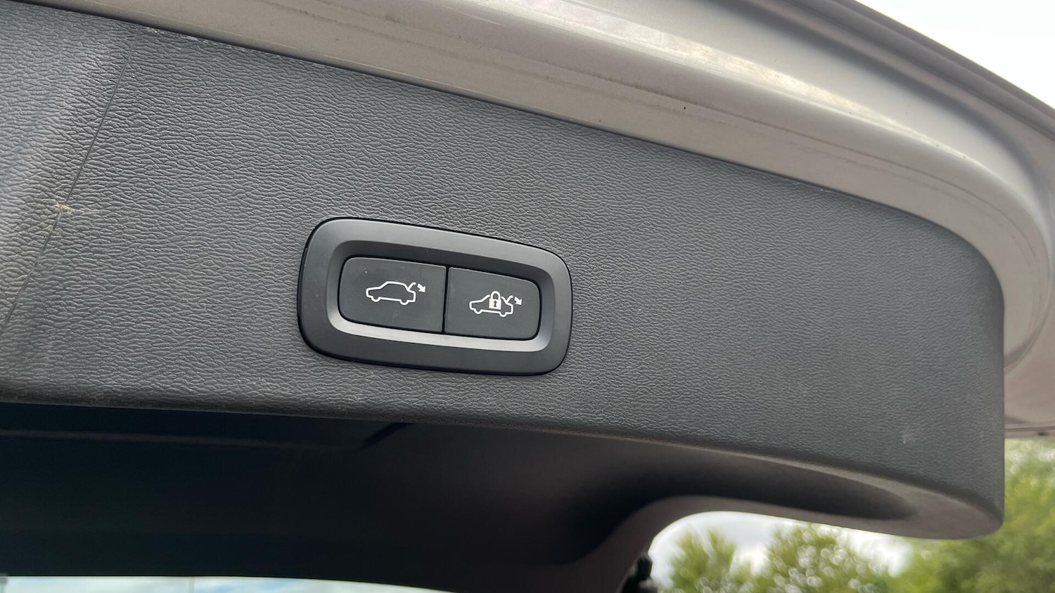 Used Volvo XC40 2024 for sale - 76513406: Photo 36