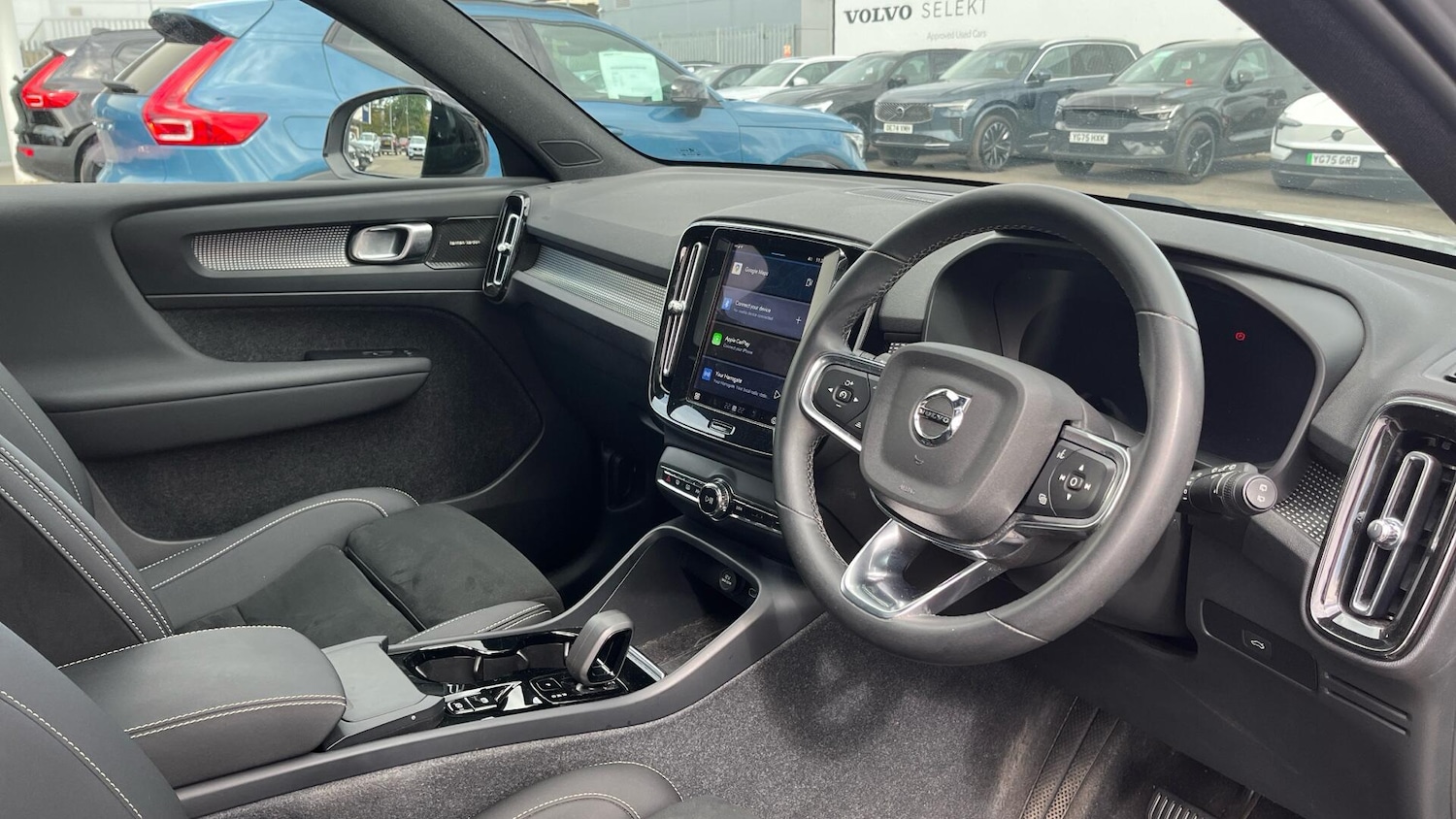 Used Volvo XC40 2024 for sale - 76513406: Photo 5