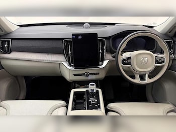 Used Volvo XC90 2025 for sale - 76584668: Photo