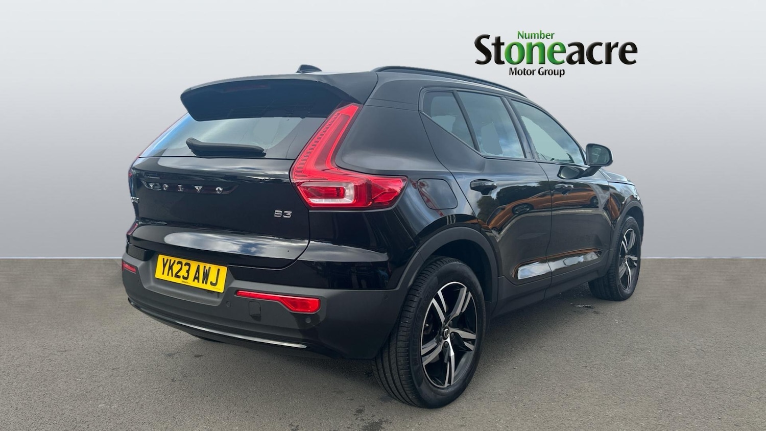 Used Volvo XC40 2023 for sale - 76513366: Photo 2