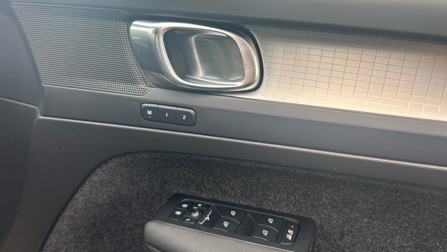 Used Volvo XC40 2023 for sale - 76513366: Photo 27