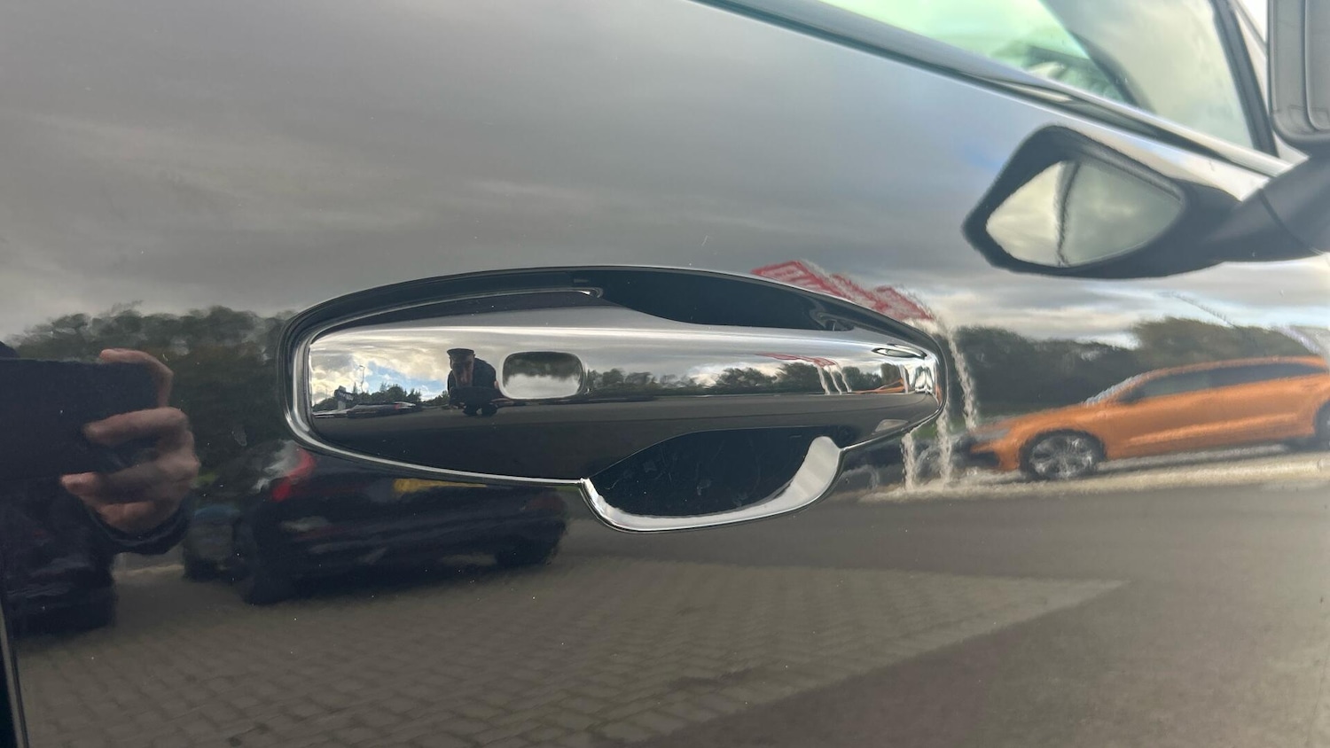 Used Volvo XC40 2023 for sale - 76513366: Photo 33