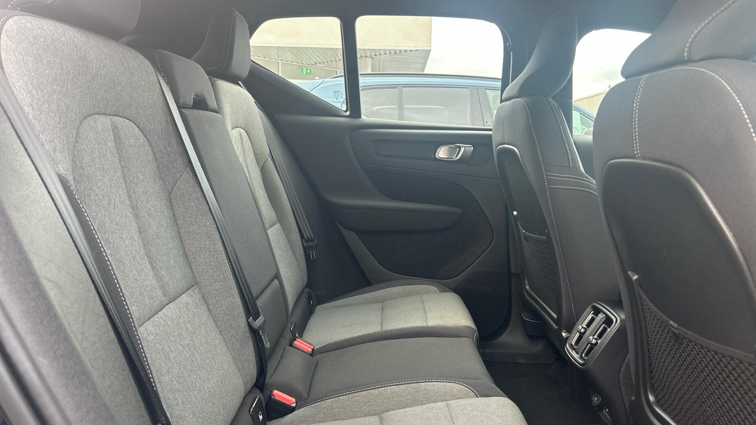 Used Volvo XC40 2023 for sale - 76513366: Photo 6