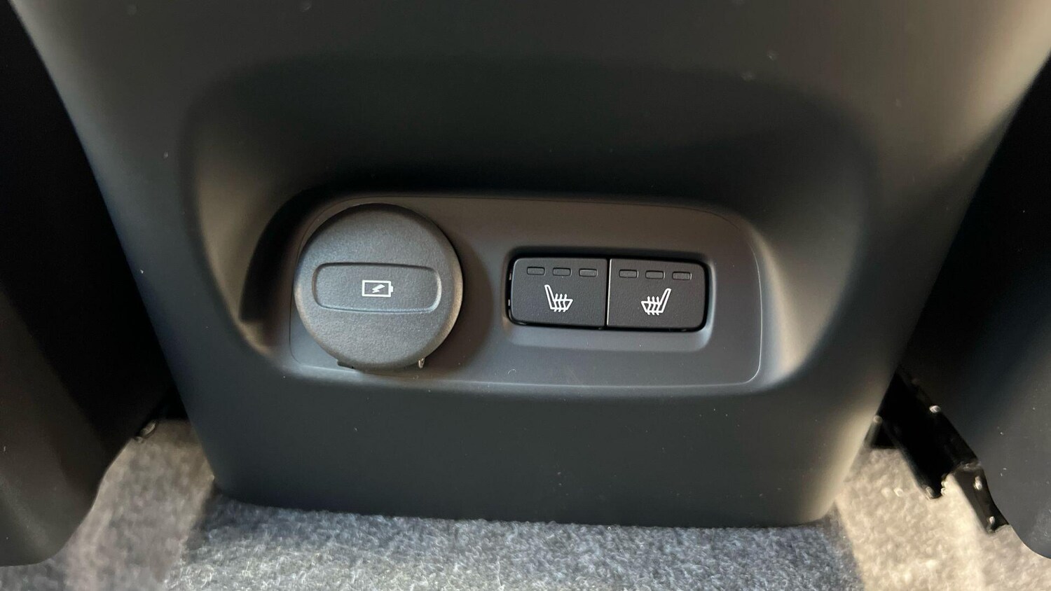 Used Volvo XC40 for sale - 77852722: Photo 18