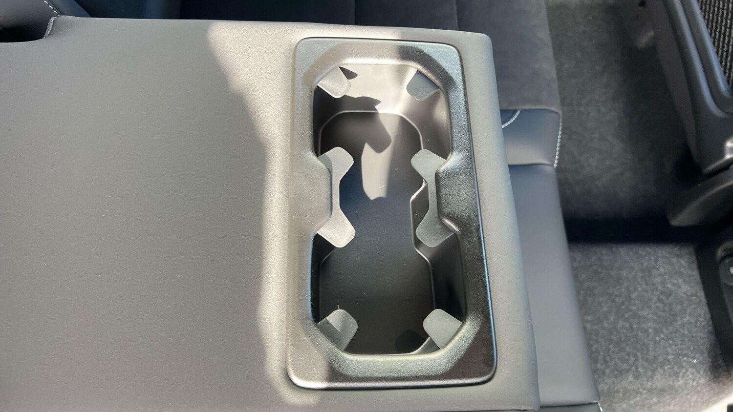 Used Volvo XC40 for sale - 77852722: Photo 32