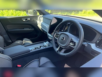 Used Volvo XC60 2025 for sale - 78759427: Photo