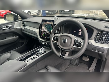 Used Volvo XC60 2025 for sale - 75552417: Photo