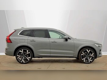 Used Volvo XC60 2025 for sale - 78127777: Photo