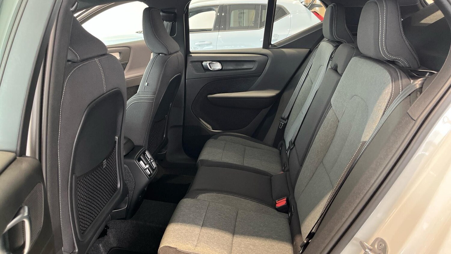 Used Volvo XC40 2025 for sale - 76839964: Photo 39