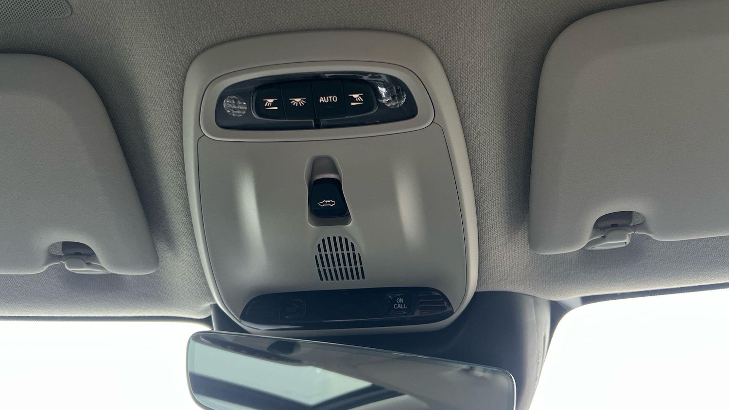 Used Volvo XC40 for sale - 77254522: Photo 12