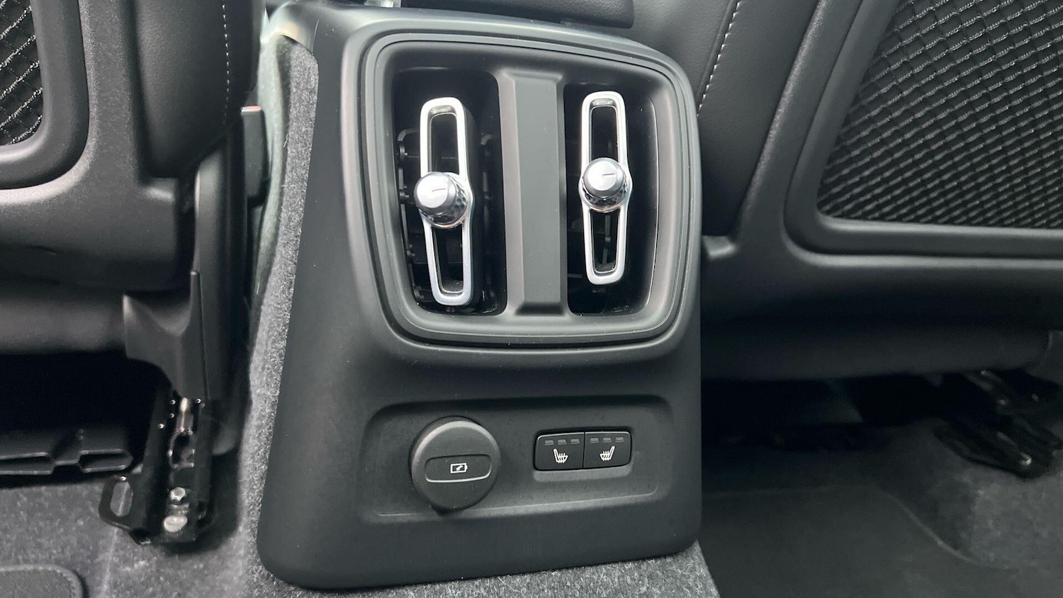 Used Volvo XC40 for sale - 77254522: Photo 15