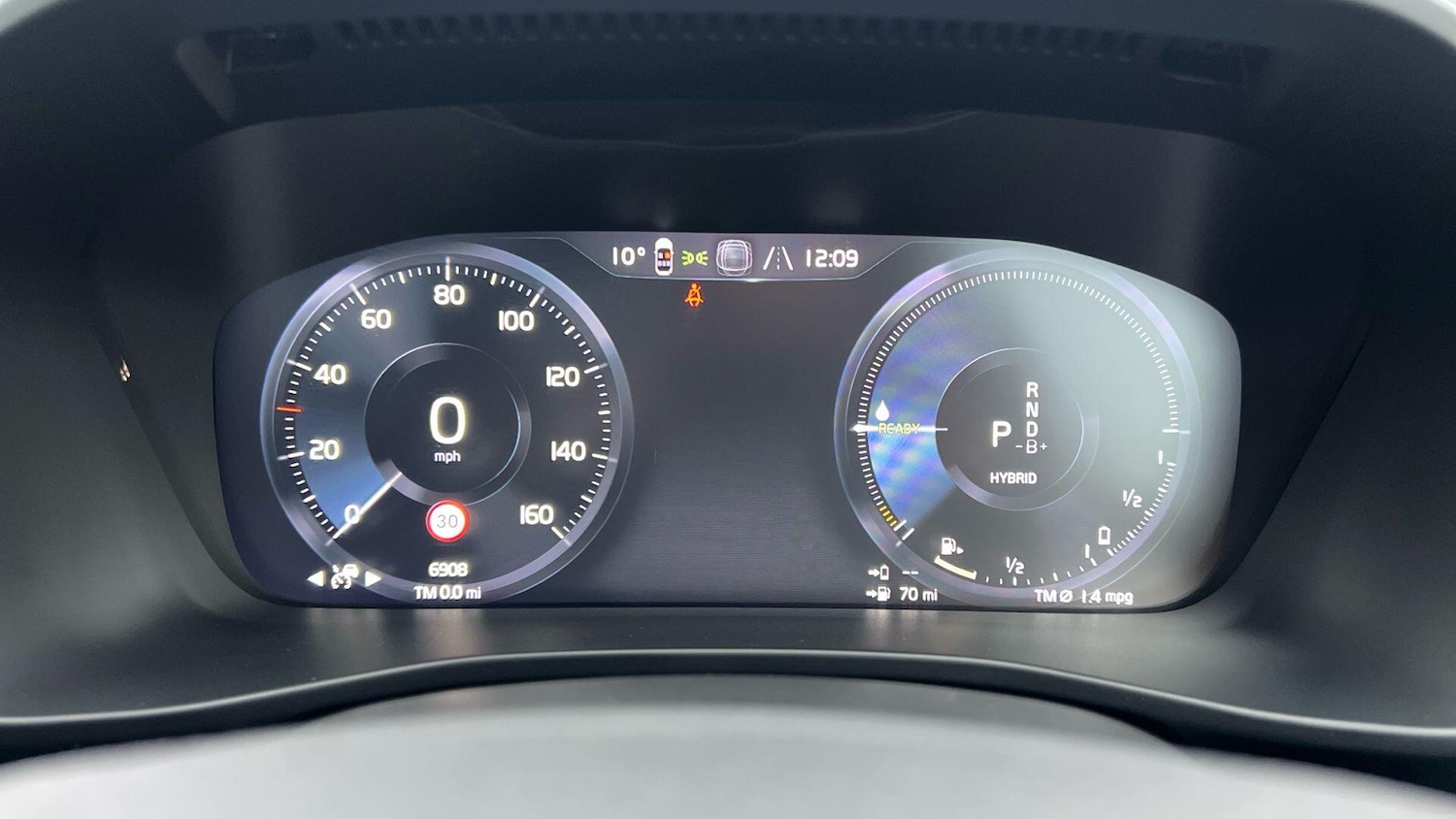 Used Volvo XC40 for sale - 77254522: Photo 29