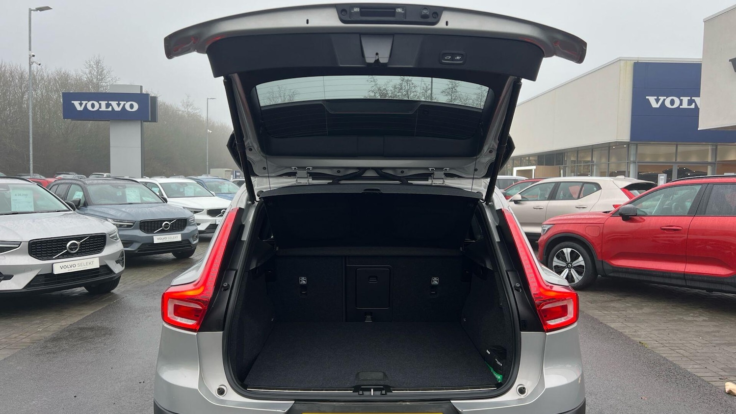 Used Volvo XC40 for sale - 77254522: Photo 31