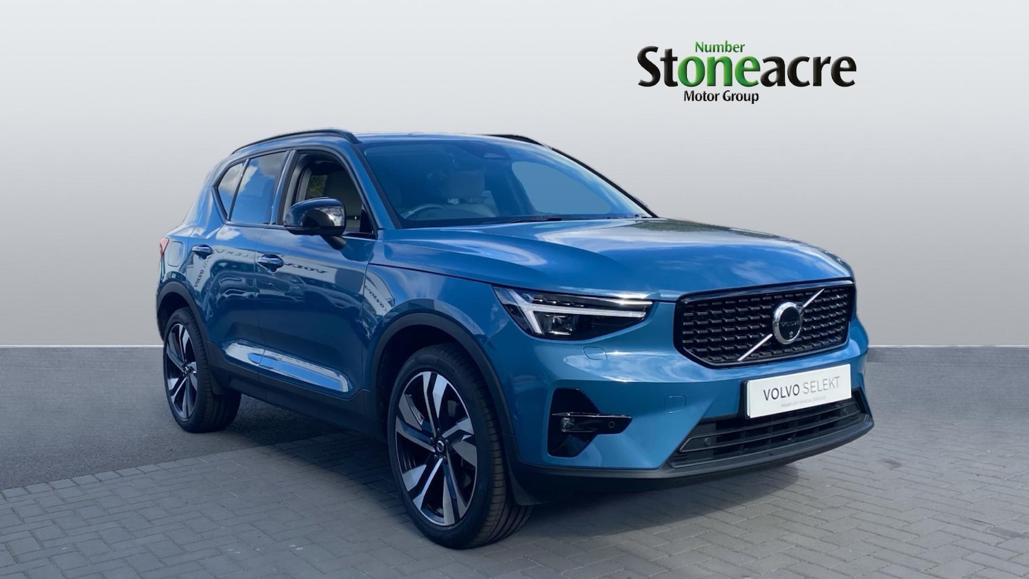 Used Volvo XC40 2024 for sale - 76152218: Photo 1