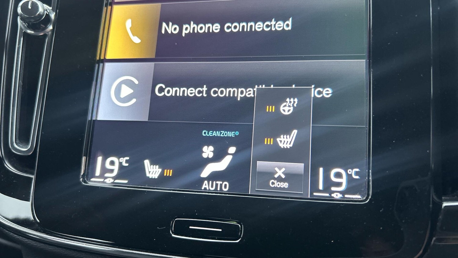 Used Volvo XC40 2022 for sale - 77102025: Photo 16