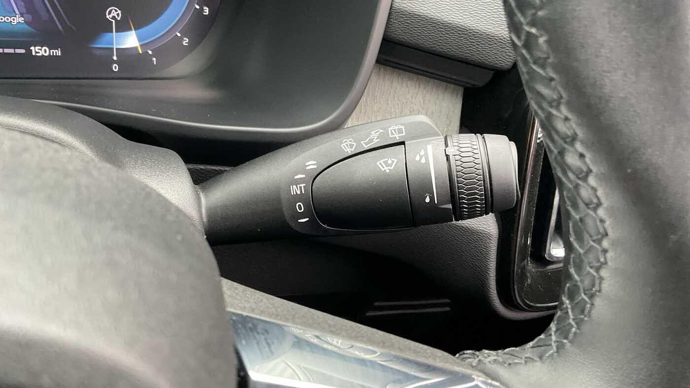 Used Volvo XC40 for sale - 77191097: Photo 25